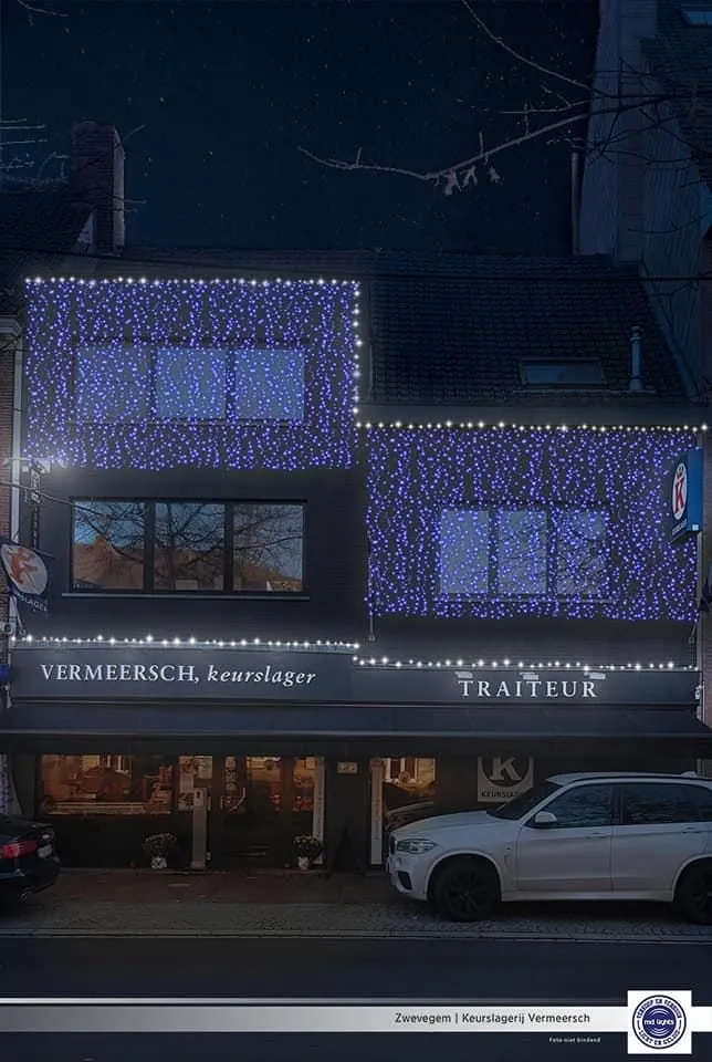 3D render van kerstverlichting op de gevel van een keurslager